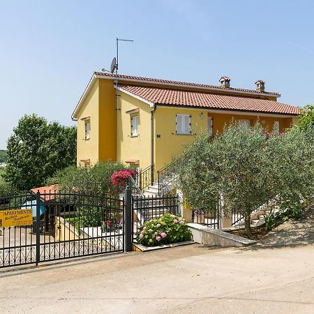 Residence Matilda Vrsar Exteriör bild
